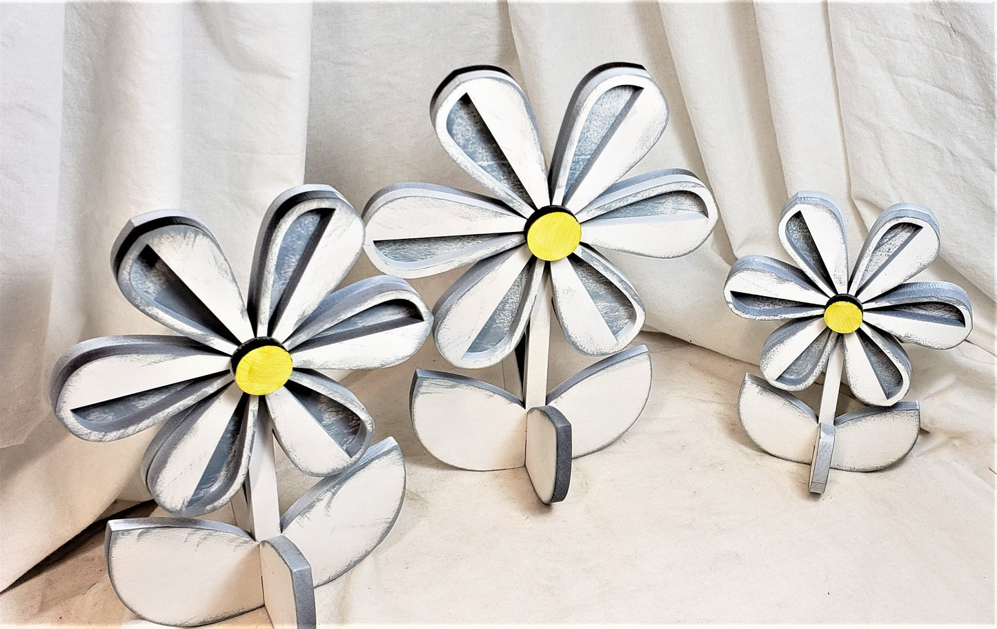 Daisy Trio